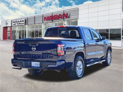 Used 2022 Nissan Frontier SV image 4