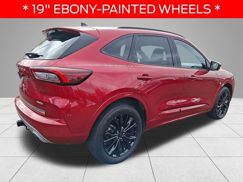 Used 2023 Ford Escape ST-Line Elite image 4