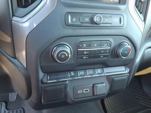 Used 2021 Chevrolet Silverado 1500 Custom Trail Boss image 11