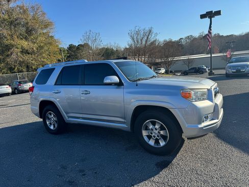 Used 2013 Toyota 4Runner Limited image 6
