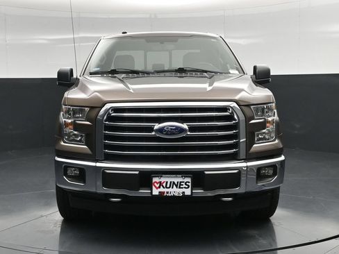 Used 2017 Ford F150 XLT w/ Equipment Group 302A Luxury AWD/4WD image 9