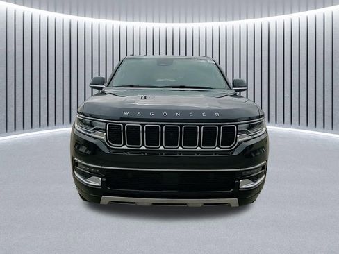 Used 2024 Jeep Wagoneer L Series III w/ Premium Group I image 18