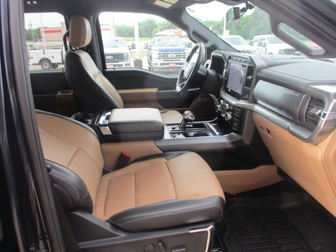 Used 2023 Ford F150 Lariat w/ FX4 Off-Road Package AWD/4WD image 12