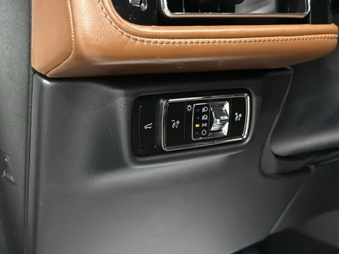 Used 2023 Lincoln Aviator Reserve w/ Equipment Group 201A AWD/4WD image 21