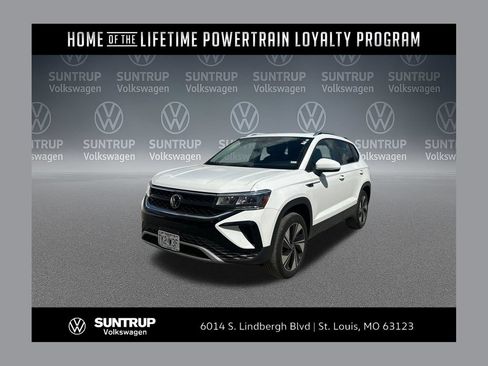 Used 2023 Volkswagen Taos SE w/ Panoramic Sunroof Package AWD/4WD image 1