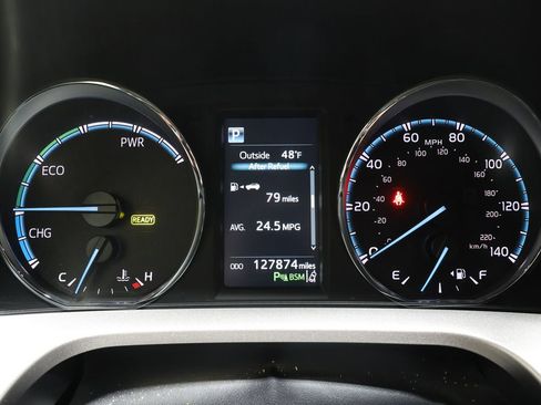 Used 2017 Toyota RAV4 Limited image 8