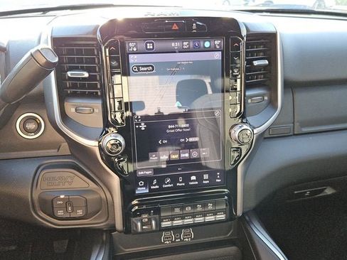 New 2026 RAM 2500 Big Horn AWD/4WD image 17