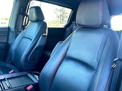Used 2023 Honda Odyssey Sport image 14