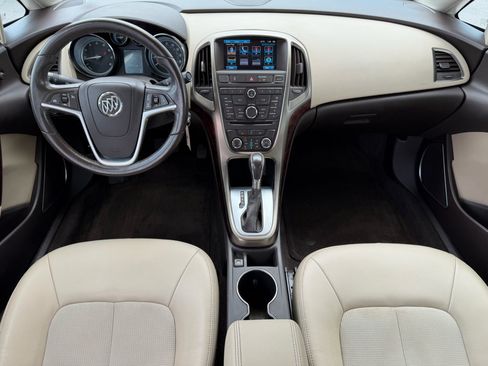 Used 2012 Buick Verano FWD image 10