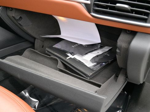 Certified 2018 Maserati Levante image 57