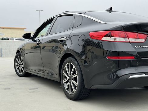 Used 2019 Kia Optima LX w/ LX Premium Package image 15
