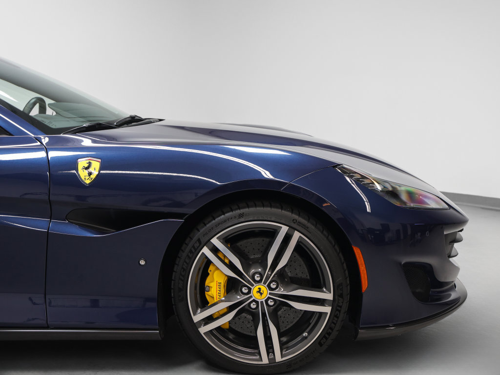 Certified 2019 Ferrari Portofino RWD image 12