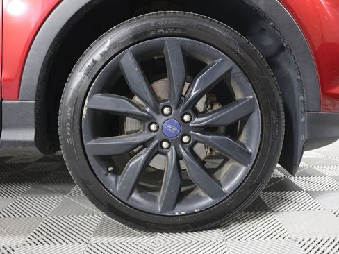 Used 2019 Ford Escape SE image 6