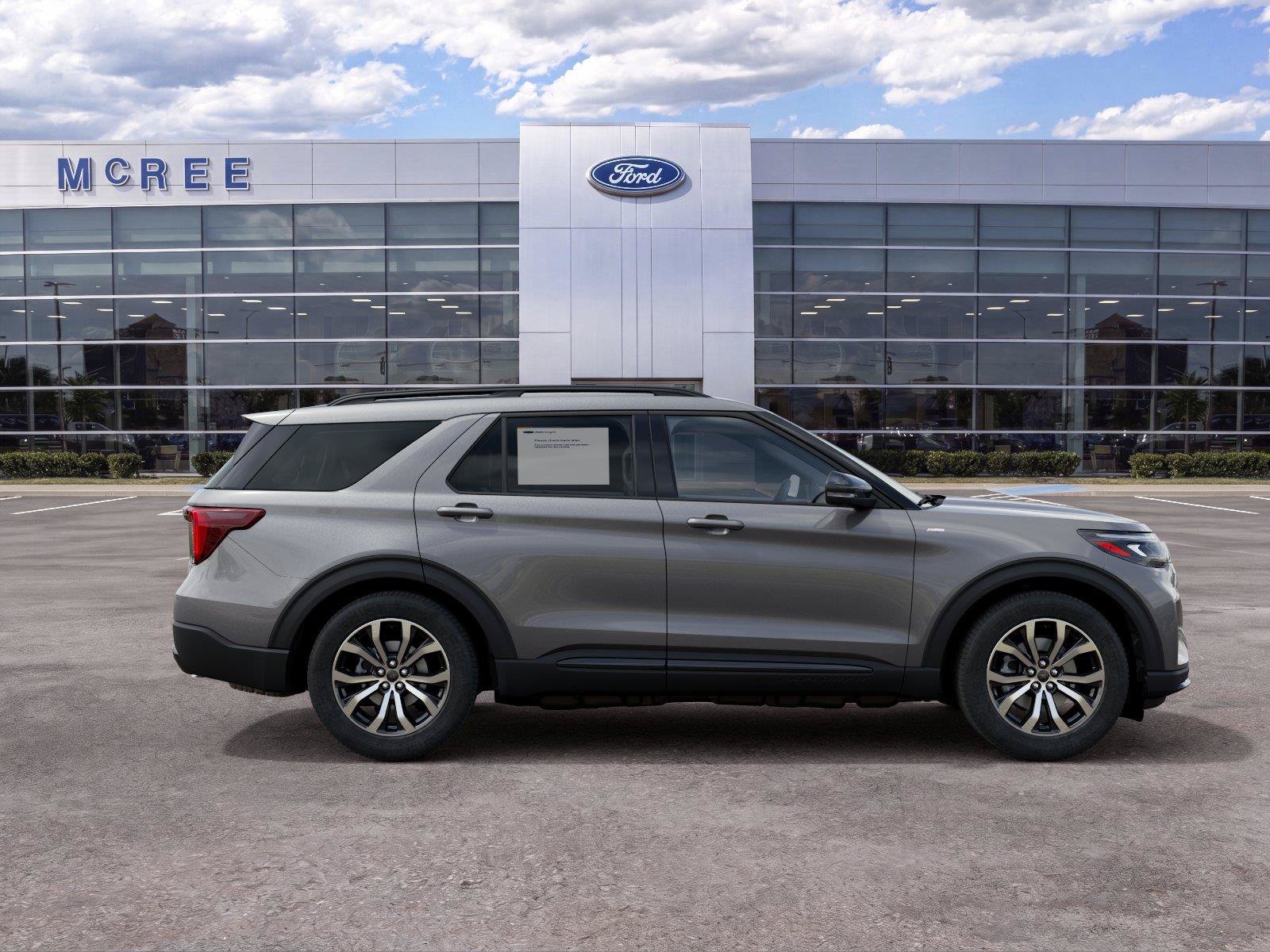 New 2027 Ford Explorer ST-Line w/ Premium Package RWD image 5