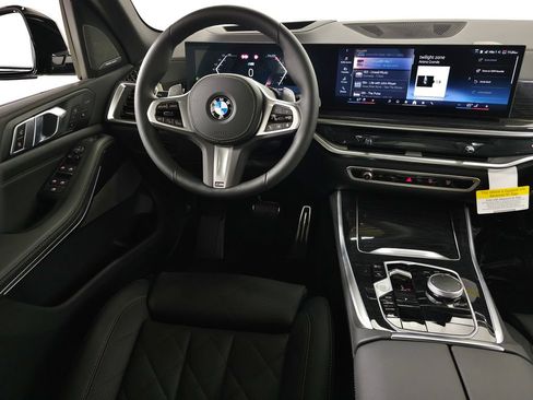 Used 2026 BMW X5 xDrive40i w/ M Sport Package AWD/4WD image 14