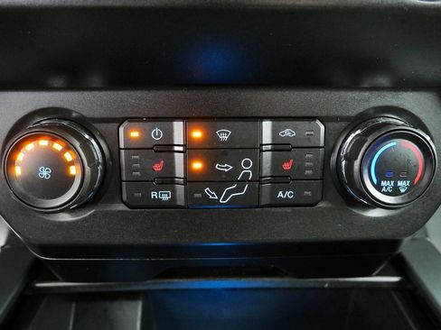 Used 2020 Ford F350 XLT w/ XLT Premium Package image 31