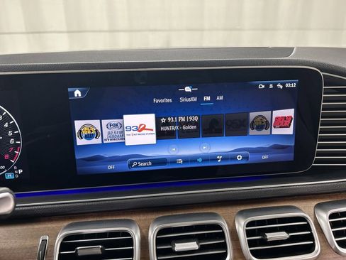 Used 2024 Mercedes-Benz GLE 450e 4MATIC image 14