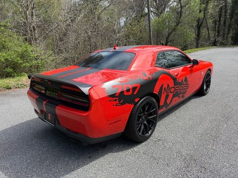 Used 2016 Dodge Challenger SRT Hellcat image 6