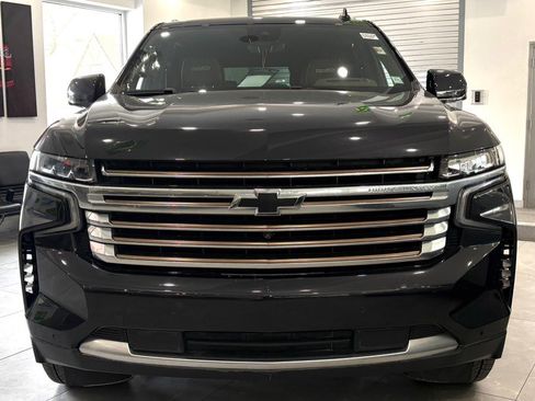 Used 2024 Chevrolet Tahoe High Country image 2
