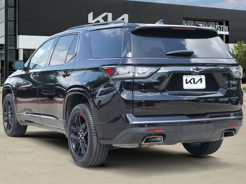 Used 2020 Chevrolet Traverse Premier w/ Redline Edition FWD image 4