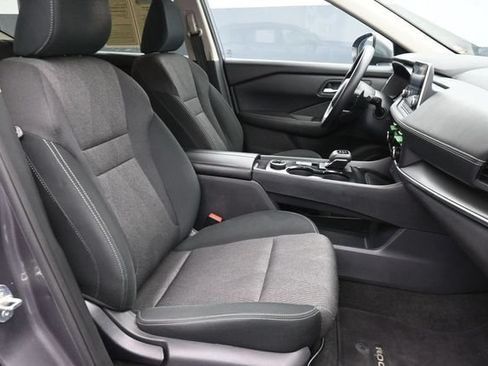 Used 2024 Nissan Rogue SV AWD/4WD image 32
