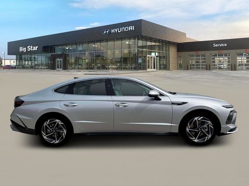 New 2026 Hyundai Sonata SEL FWD image 9