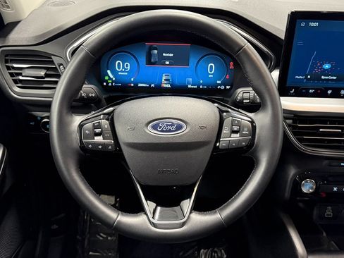 Used 2025 Ford Escape Platinum AWD/4WD image 15