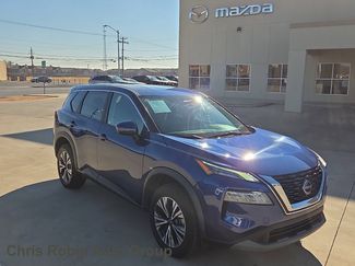 Used 2023 Nissan Rogue SV video 1