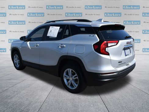 Used 2022 GMC Terrain SLE w/ Driver Convenience Package image 8