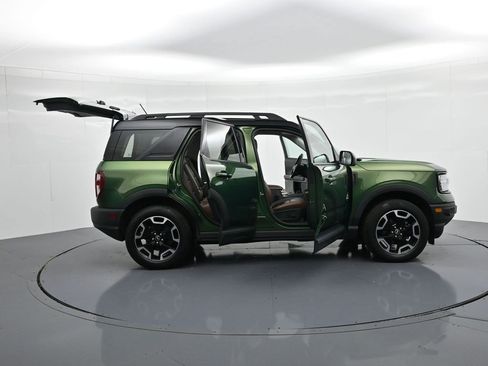 Used 2023 Ford Bronco Sport Outer Banks w/ Tech Package AWD/4WD image 25