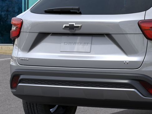 New 2026 Chevrolet Trax LT FWD image 14
