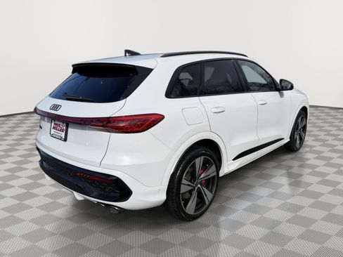 New 2025 Audi SQ5 Premium Plus image 6