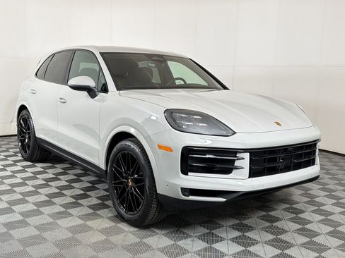 New 2026 Porsche Cayenne AWD/4WD image 8