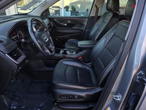 Used 2023 GMC Terrain AT4 image 16