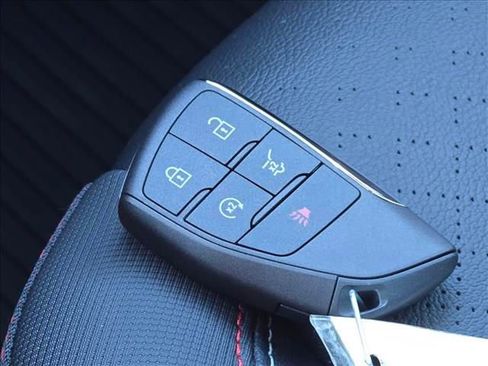 New 2026 Chevrolet Traverse RS image 32