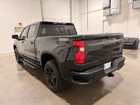 Used 2020 Chevrolet Silverado 1500 LT Trail Boss w/ Midnight Edition image 7