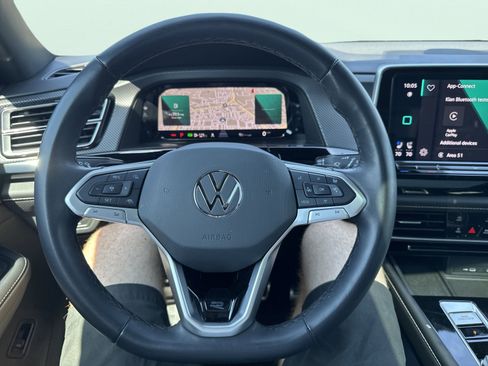 Used 2024 Volkswagen Atlas Cross Sport SEL Premium R-Line image 57