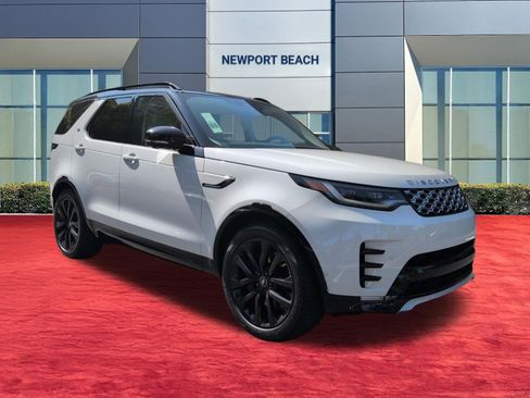 New 2026 Land Rover Discovery Limited Edition image 20