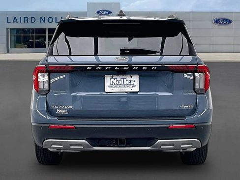 New 2026 Ford Explorer Active w/ Active Comfort Package AWD/4WD image 4