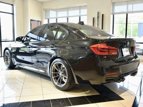 Used 2018 BMW M3 RWD image 4
