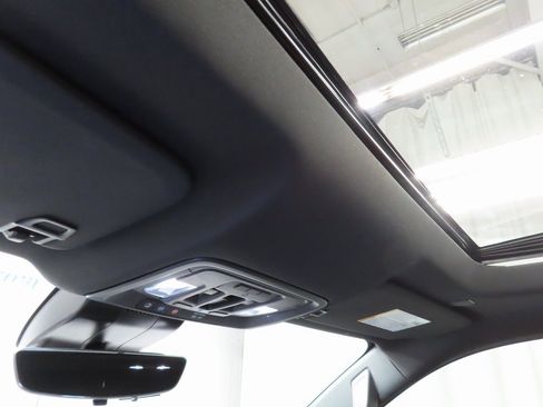 Used 2024 GMC Sierra 1500 AT4 image 29