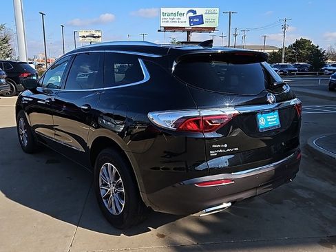 Used 2024 Buick Enclave Premium image 7