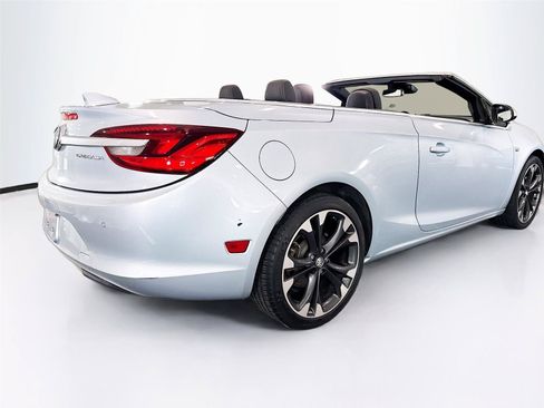 Used 2019 Buick Cascada Premium FWD image 4