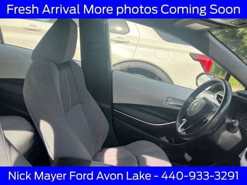 Used 2020 Toyota Corolla SE w/ SE Premium Package FWD image 13