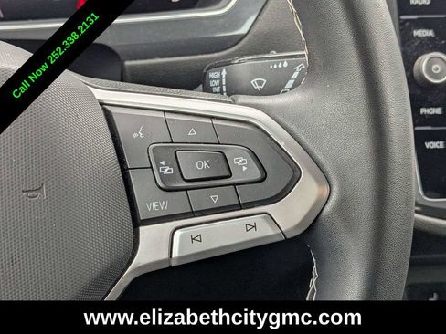 Used 2023 Volkswagen Tiguan SE image 25