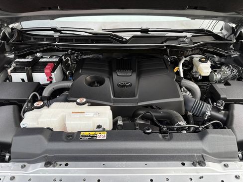 Used 2023 Toyota Tundra SR5 w/ SR5 Premium Package AWD/4WD image 12