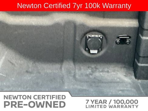 Used 2022 Nissan Frontier PRO-4X w/ Pro-4X Premium Package AWD/4WD image 5