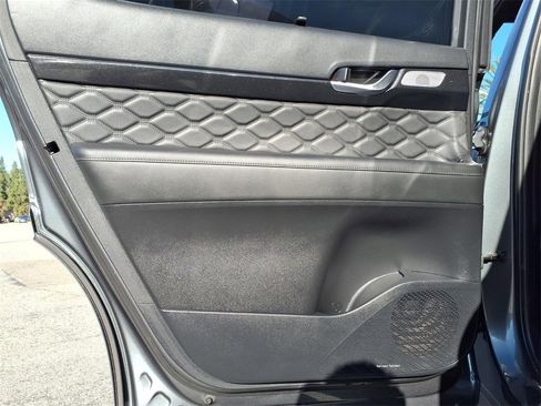 Used 2022 Hyundai Palisade Calligraphy w/ Winter Package image 22