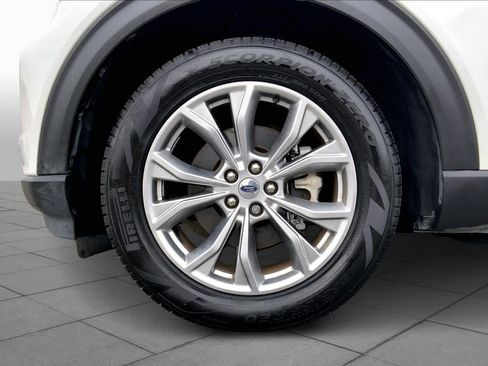 Used 2020 Ford Explorer Limited image 10