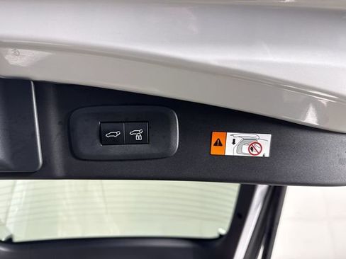 Used 2023 Lexus RZ 450e Premium image 37